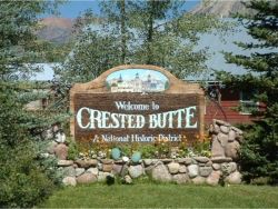 Crested Butte Welcome Sign // (c) 2010