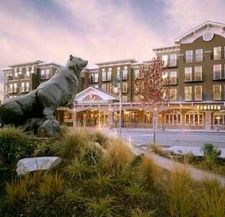 Kirkland's Heathman Hotel // (c) 2008 Kirkland's Heathman Hotel // (c) 2008