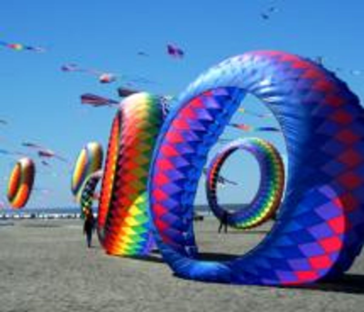 Long Beach Kite Festival Colors The Sky TravelAge West