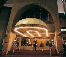 The Metropolitan Hotel Vancouver is located in the heart of the city. // © 2010 Metropolitan Hotel Vancouver The Metropolitan Hotel Vancouver is located in the heart of the city. // © 2010 Metropolitan Hotel Vancouver