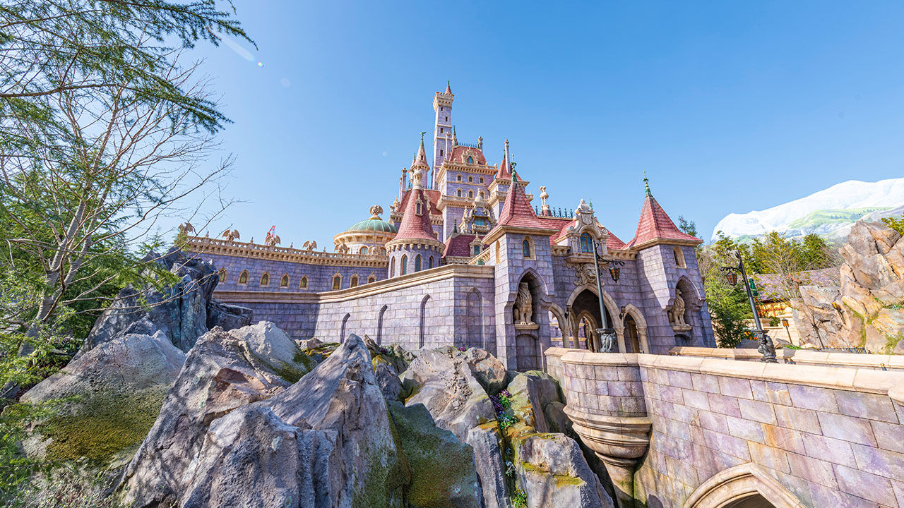 What to Know About International Disney Parks | TravelAge West