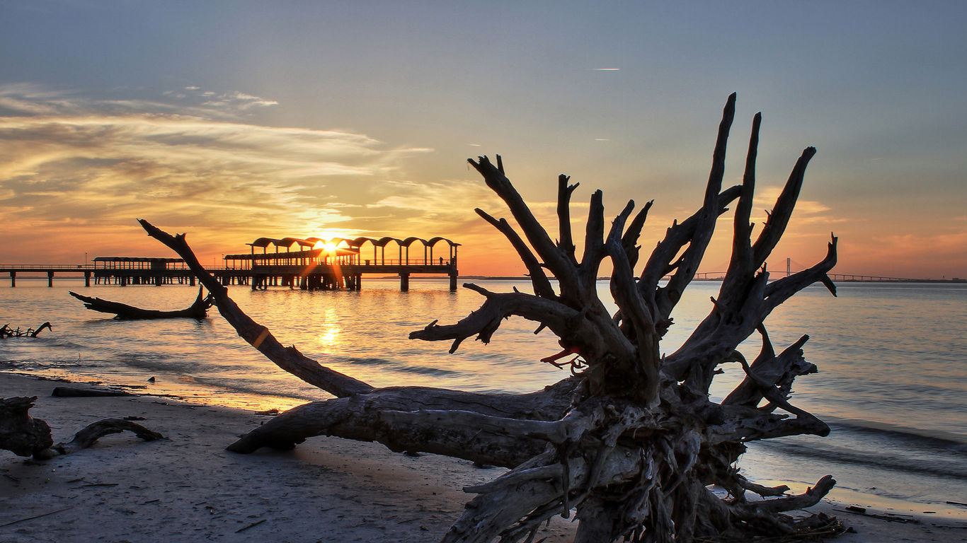 The Most Affordable Beaches to Visit This Summer