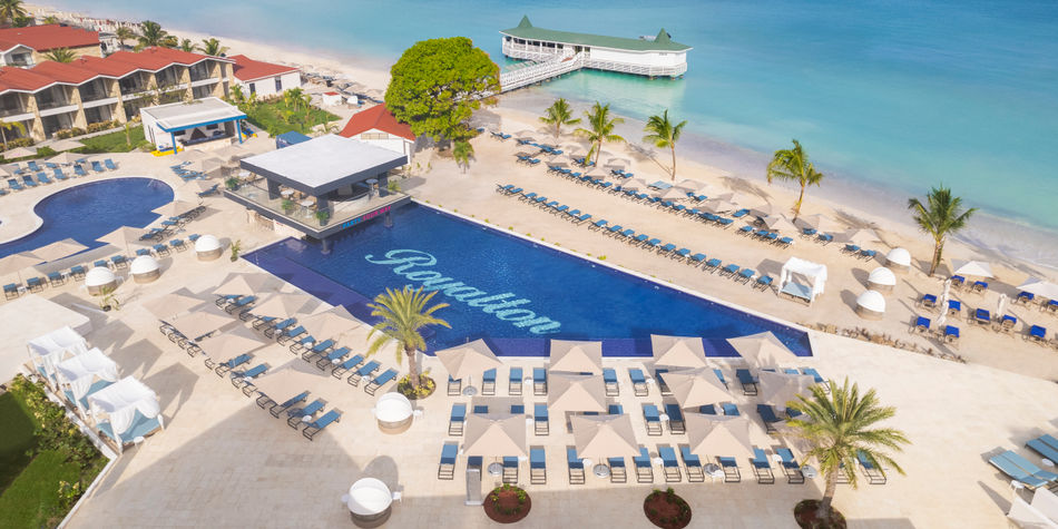 Big Savings: $400 Off, Free Kids & Teens, Plus Resort Bonuses