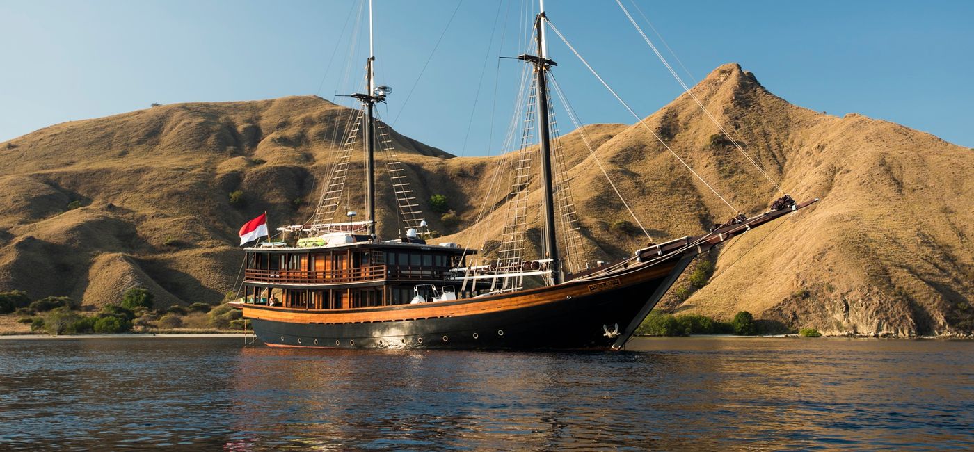 Image: En Indonésie, Dunia Baru propose des excursions à bord de son bateau de 14 passagers, également disponible pour des affrètements plus longs dans les eaux thaïlandaises et birmanes (Source: Dunia Baru)