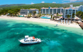 Sandals Dunn's River.