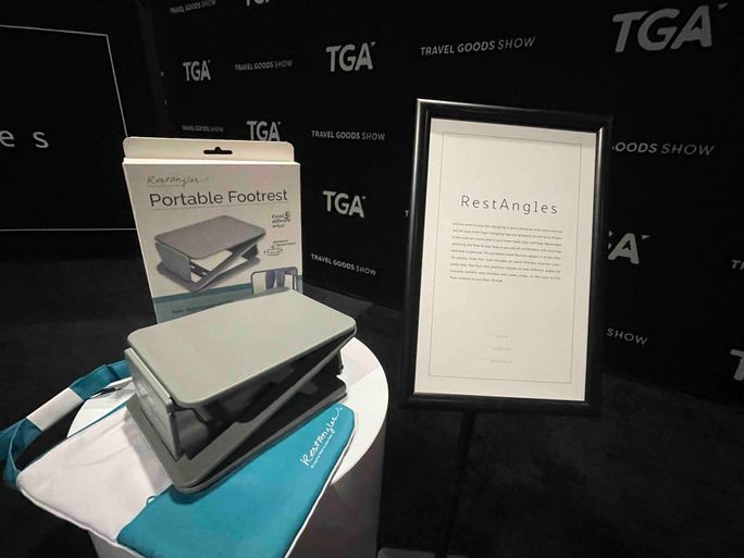 RestAngles portable footrest RestAngles portable footrest