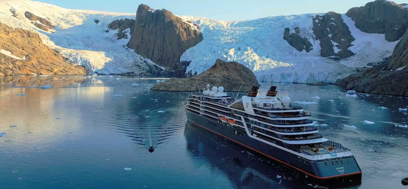 Image: Parmi les auteurs invités, Debbie Macomber, Ann Cleeves, Jeffrey Archer et Robert King Wittman (Source: Seabourn)