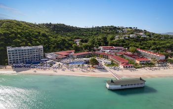 All-Inclusive Marriott by Bonvoy Adds Royalton CHIC Antigua to Its Portfolio