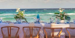W Marriott Cancún Resort & Spa celebrated its 25th anniversary with a garden party.