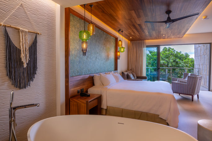Guestrooms feature a modern, refreshing design. Guestrooms feature a modern, refreshing design.