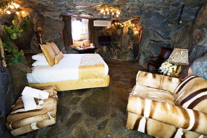Madonna Inn Caveman Room Madonna Inn Caveman Room