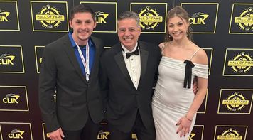 Exclusive Agent Benefits: Industry Connections