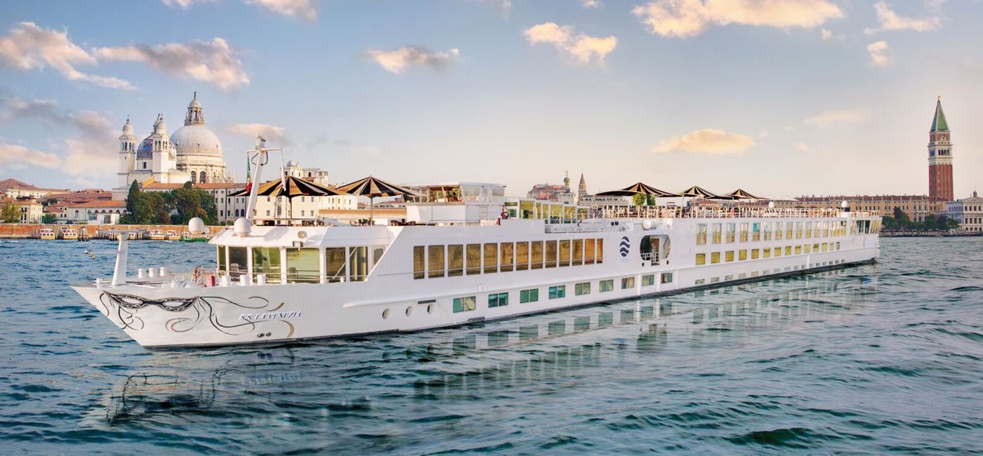 Image: Exterior of La Venezia in Venice. (Photo Credit: Uniworld Boutique River Cruises)