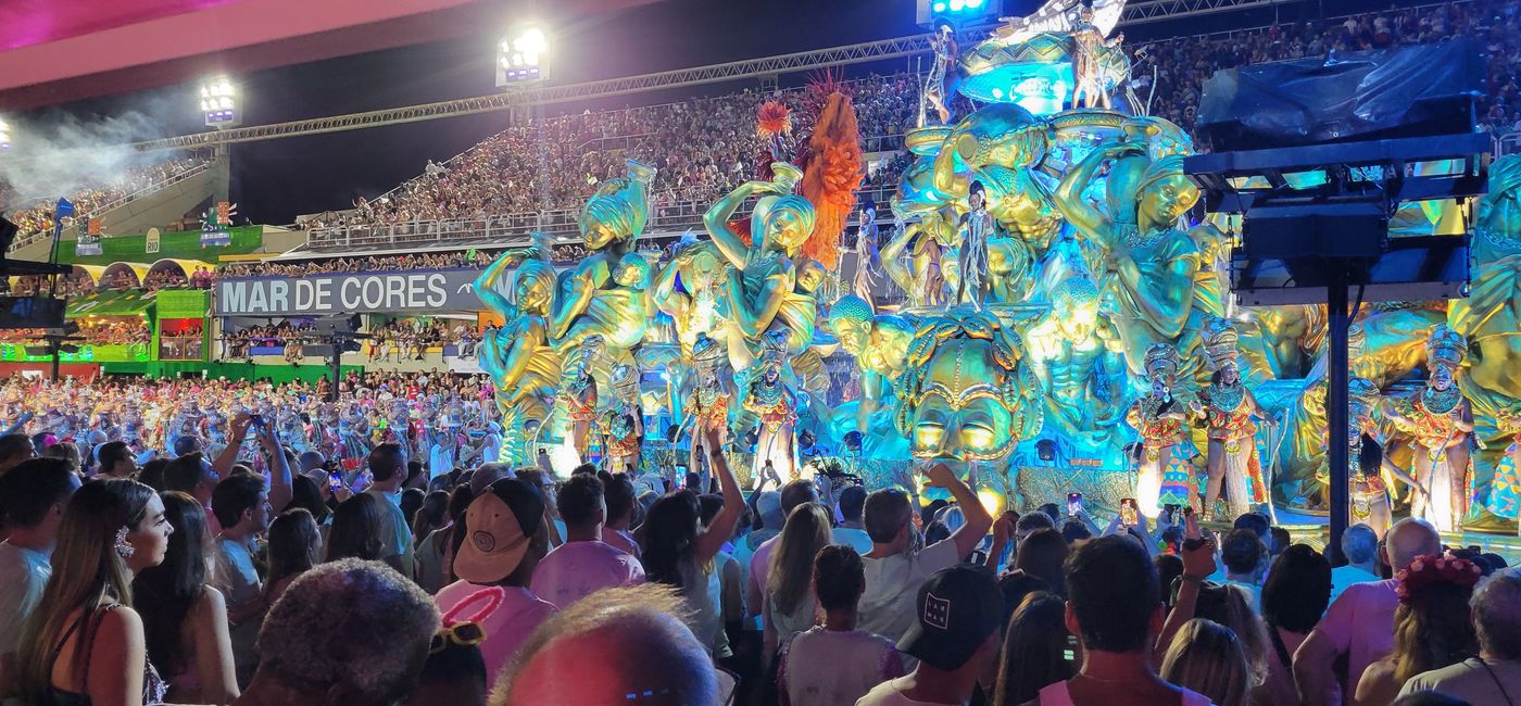 Image: Brazil’s strong early-season arrivals coincide with Carnival season. At Marquês de Sapucaí, Rio de Janeiro’s Sambadrome. (Photo by Brian Major)