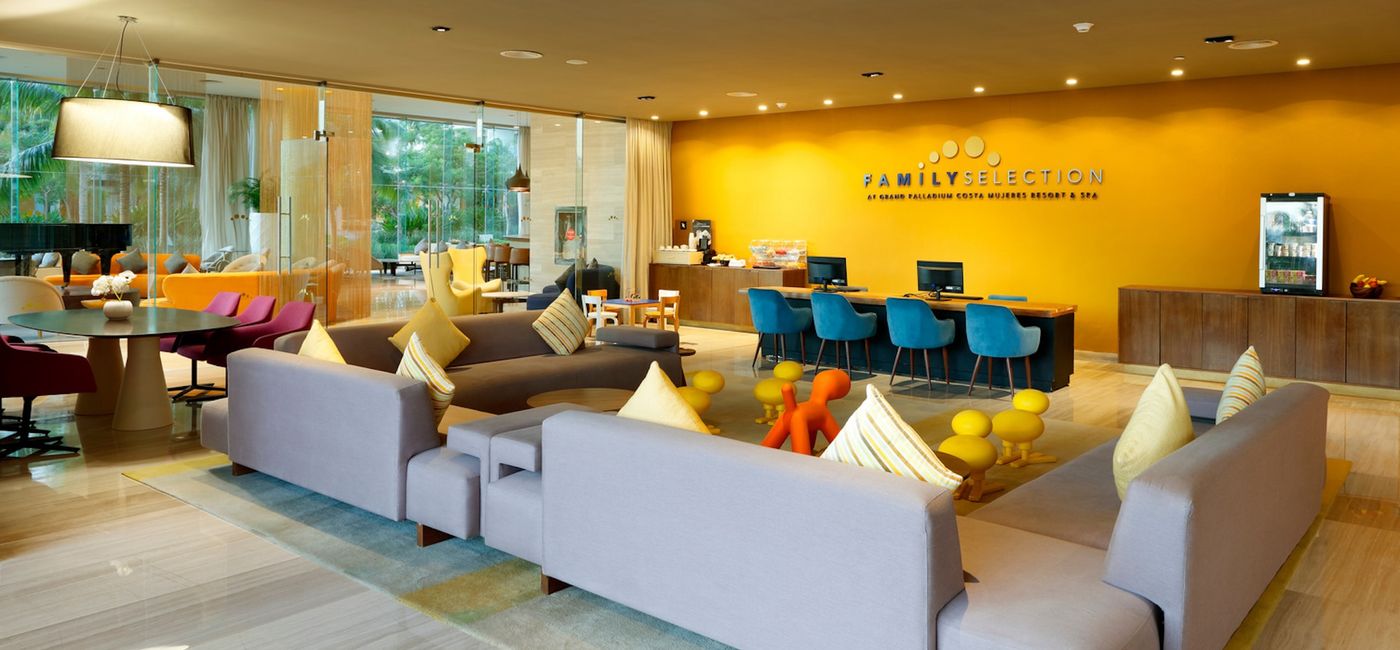 Image: The Family Selection reception area at Grand Palladium Costa Mujeres Resort & Spa. (Source: Palladium Hotel Group)