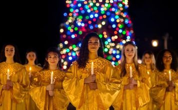 2025 EPCOT International Festivals of the Holidays Candlelight Processional
