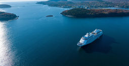 Silver Whisper
