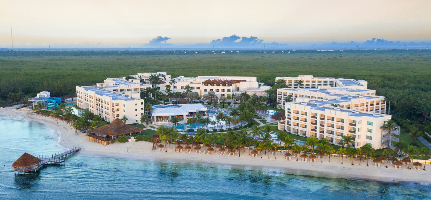 Image: Aerial view of Hyatt Ziva Riviera Cancun. (photo courtesy of Playa Hotels & Resorts)