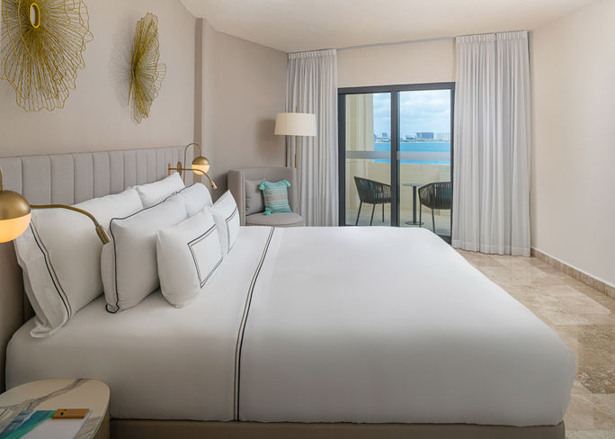 Oceanview room with a balcony Oceanview room with a balcony