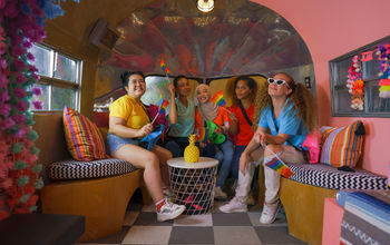 lgbtq2s+ travel women