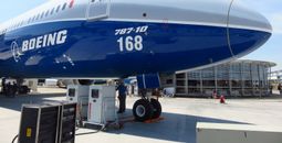 Boeing 787.