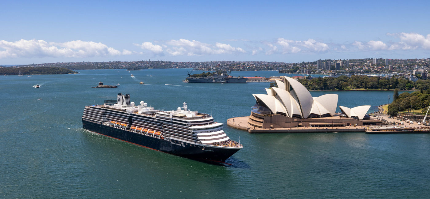 Holland America Line 2027/28
