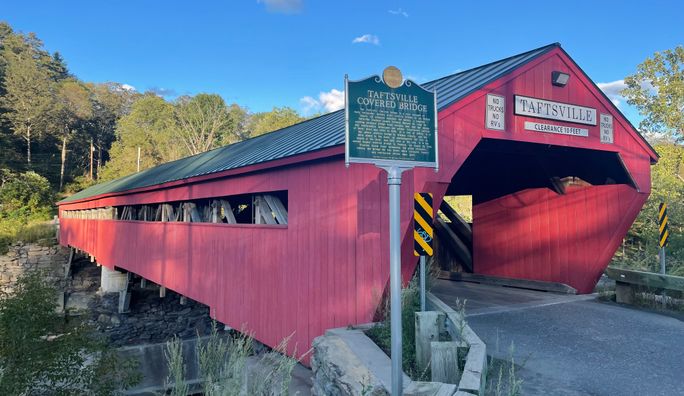 Taftsville Covered Bridge in Vermont Taftsville Covered Bridge in Vermont