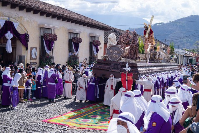 villa bokeh, antigua, guatemala, semana santa, easter, holy week