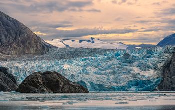 Sawyer Glacier in Tracy Arm Fjord