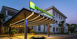 IHG Hotels & Resorts, Holiday inn express china, china hotels
