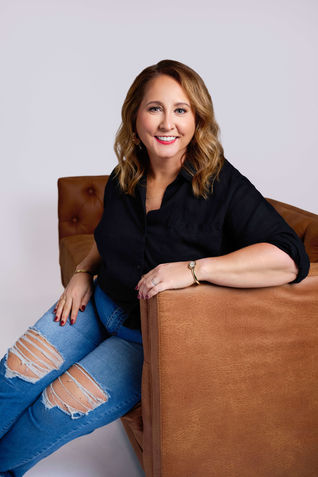 Ashley Morris, owner of Alpaca Your Bags Travel.