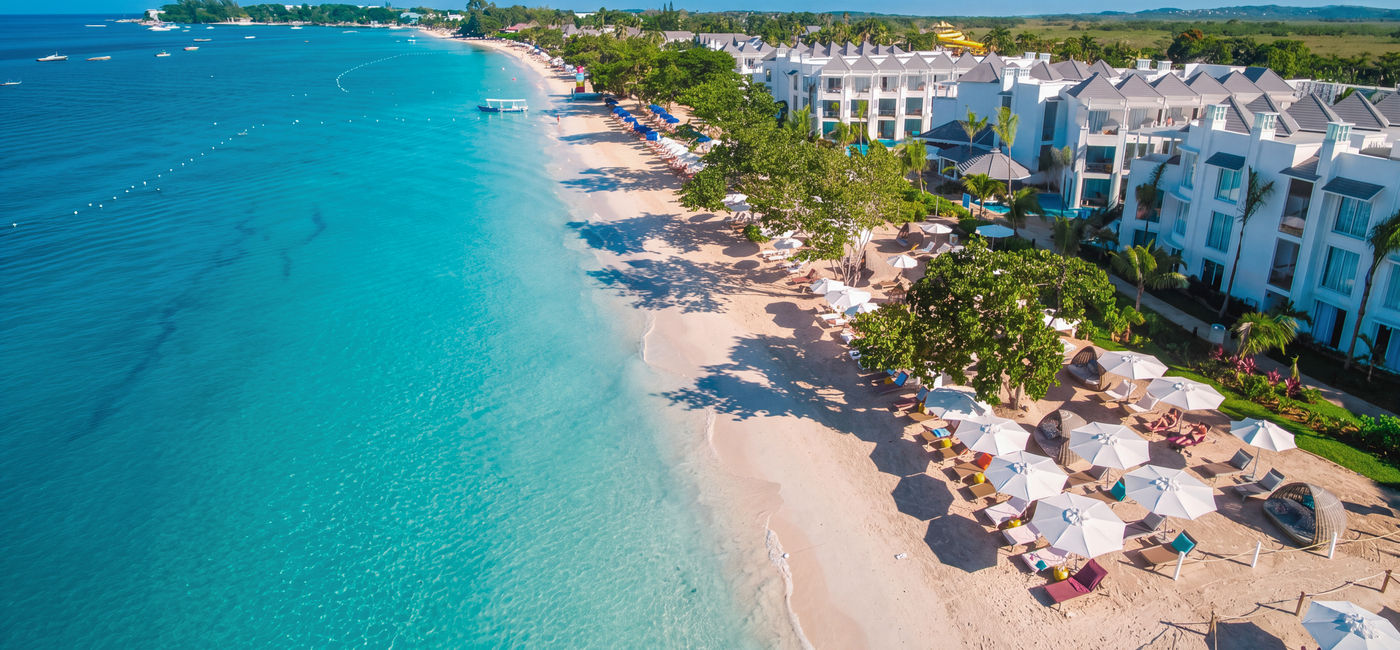 Image: Azul Beach Resort Negril. (Photo Credit: Karisma Hotels & Resorts)