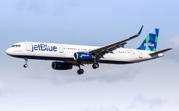 JetBlue Airbus A321-200 aircraft over JFK Airport