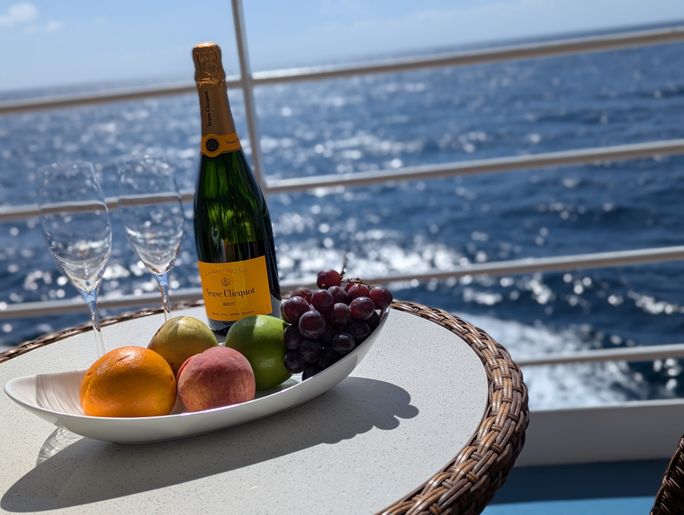 Regent Seven Seas Cruises' Grandeur Verandah. Regent Seven Seas Cruises' Grandeur Verandah.