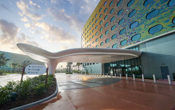 Universal Terra Luna Resort