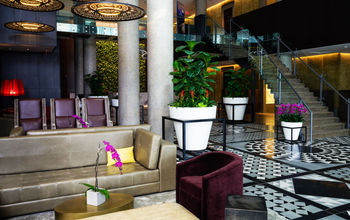 Hotel X Toronto Lobby