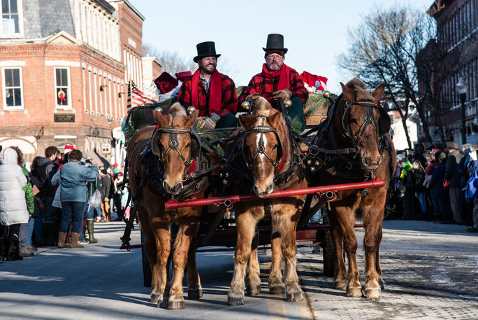 Horses, wagon, carriage, Christmas, holidays, Woodstock, Vermont