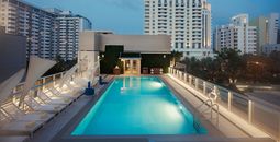 Waves Berkeley Shore Miami Pool