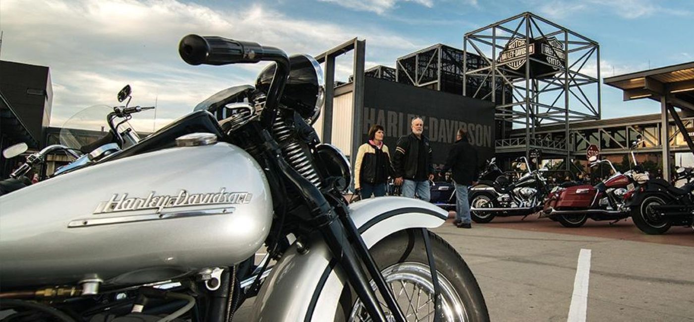 Image: Harley-Davidson, Victory Cruise Line Prize (Photo Credit: Victory Cruise Line)