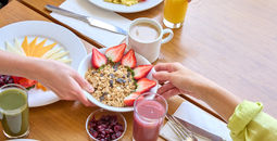 Buffet breakfast is included at RIU Plaza Fisherman's Wharf.