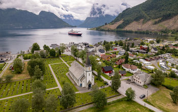 A Hurtigruten ship in Saebo