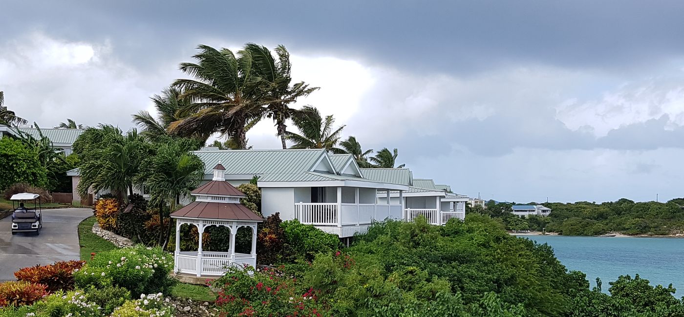 Image: Hammock Cove, Antigua-et-Barbuda (Photo Credit: Brian Major)