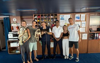 Carnival Splendor rescued two couples and three dogs