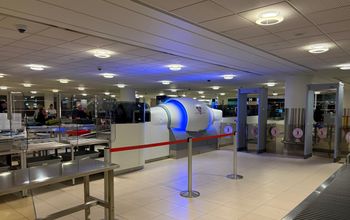 New CT-Xray machine at Winnipeg James Armstrong Richardson International Airport (YWG).