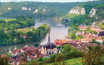 Tauck Introduces 2026 Solo Traveler Savings