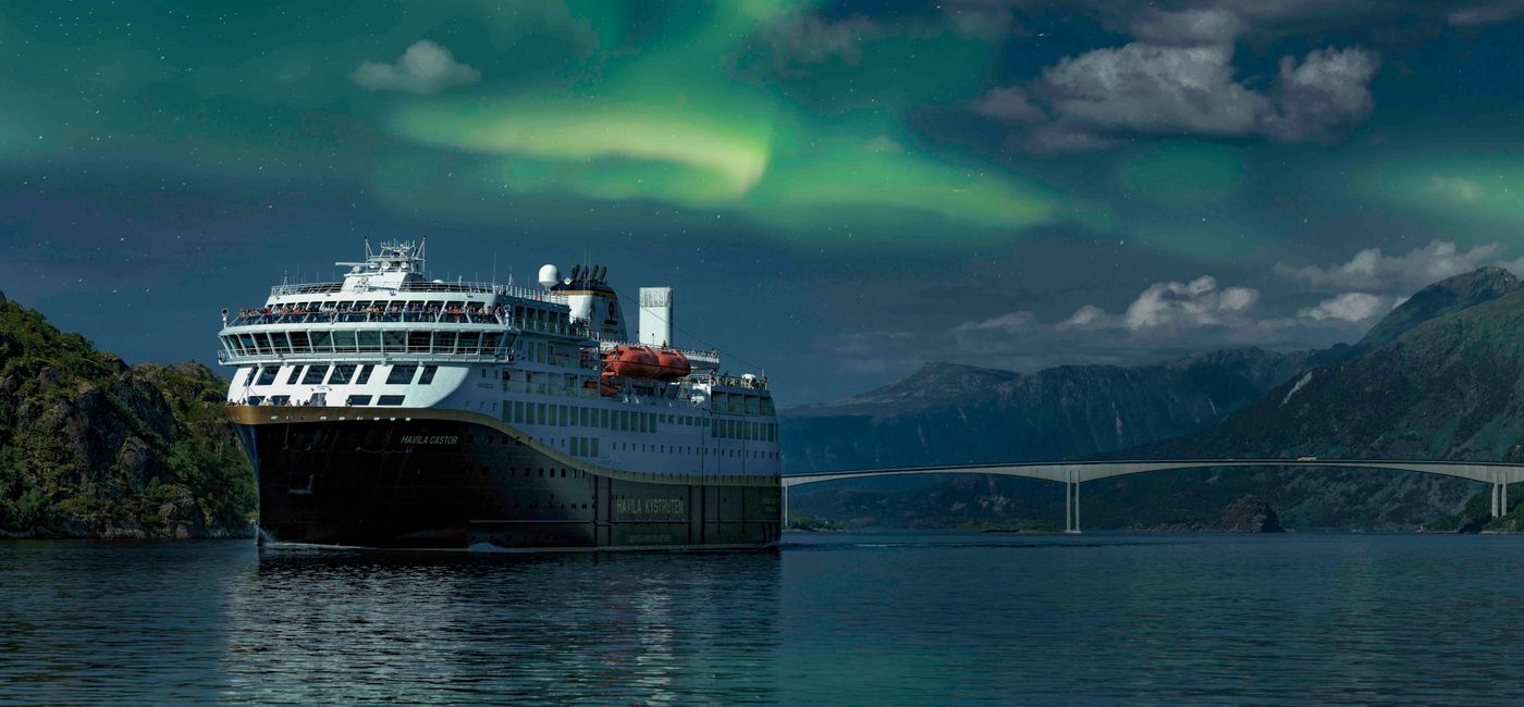 Image: The northern lights above Havila Castor (Photo Credit: Havila Voyages)