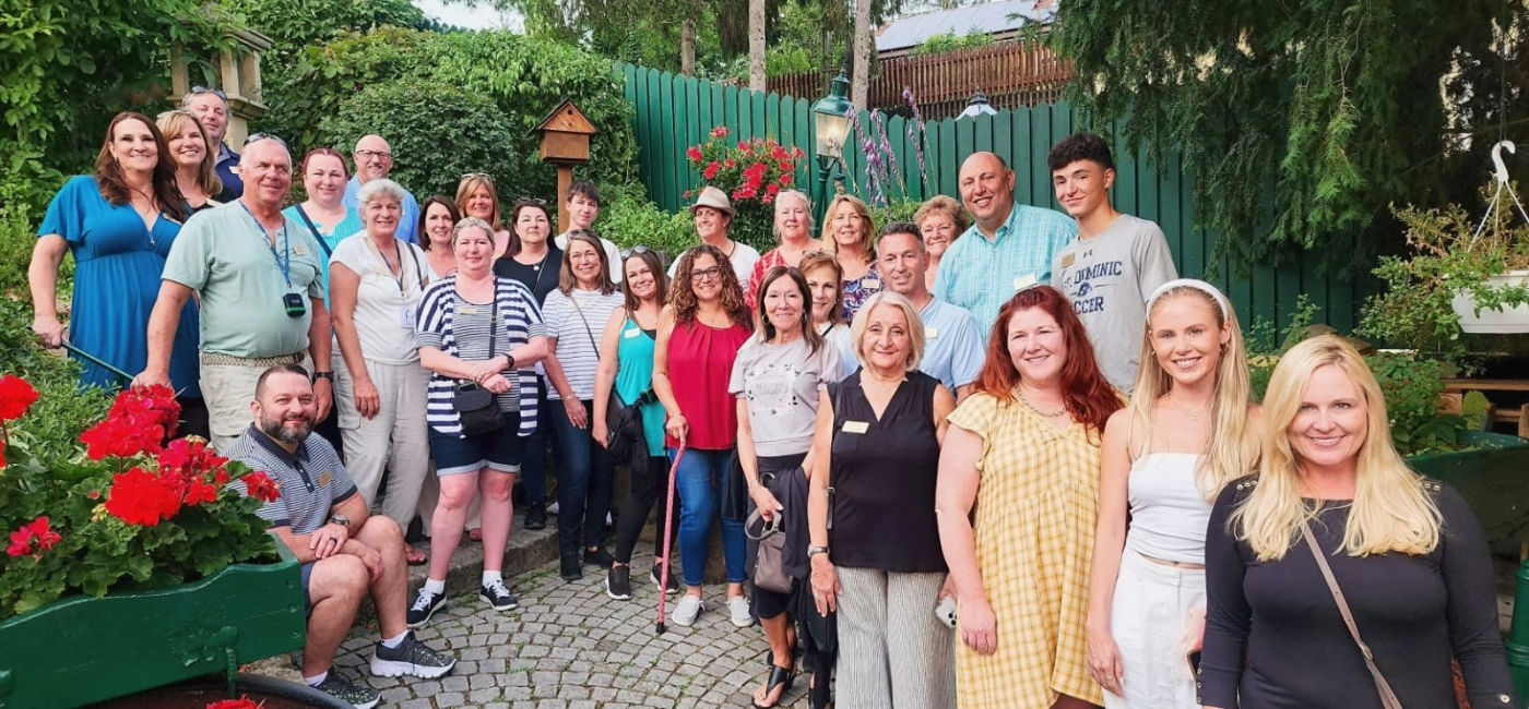 Image: Travel advisors attending the NEST Elite Retreat group in 2023. (Photo Credit: NEST)