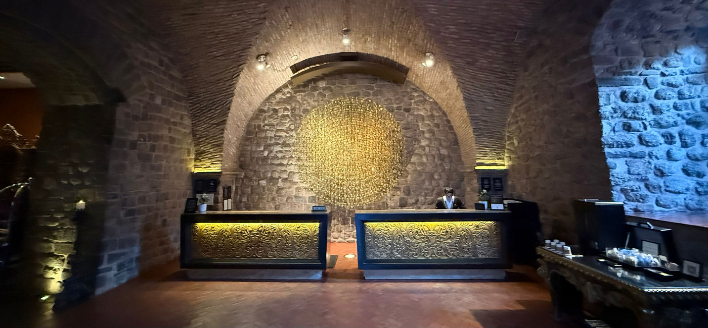 Image: Le hall d'entrée du JW Marriott El Convento Cusco, au Pérou (Photo Credit: Photo by Paul J. Heney.)