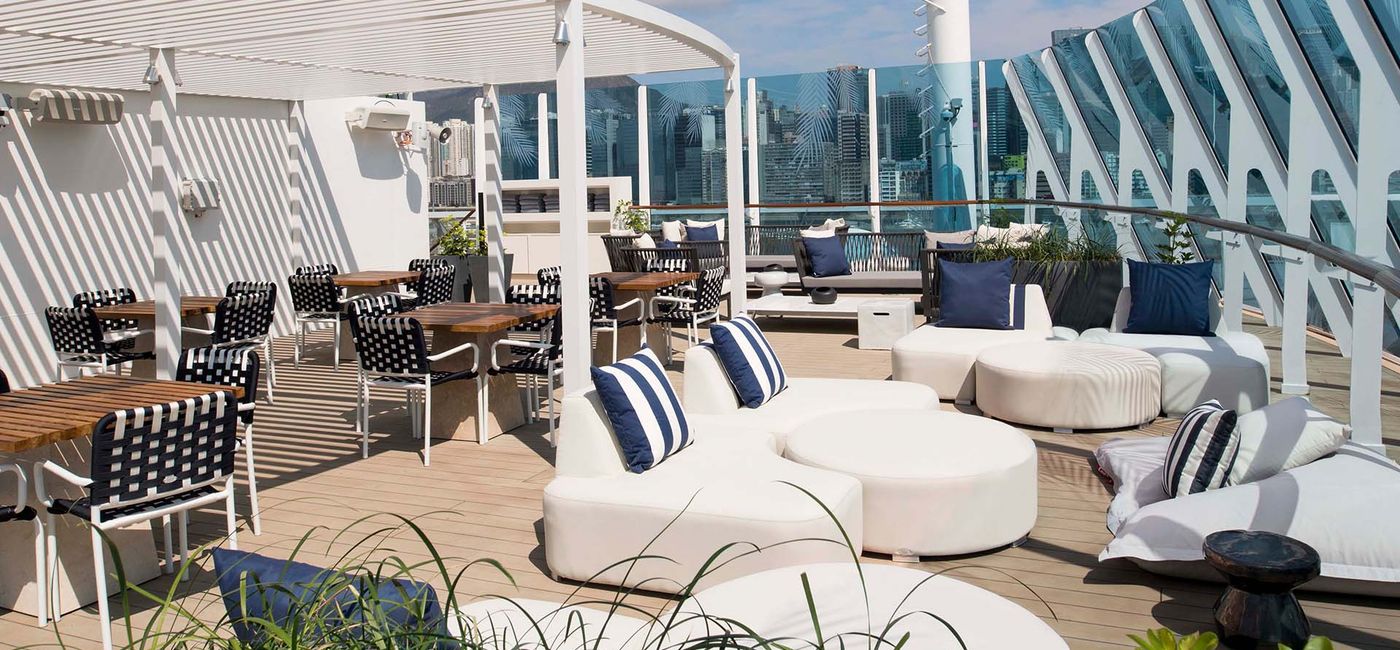 Image: PHOTO: The Retreat sun deck, Celebrity Summit. (photo courtesy Celebrity Cruises)