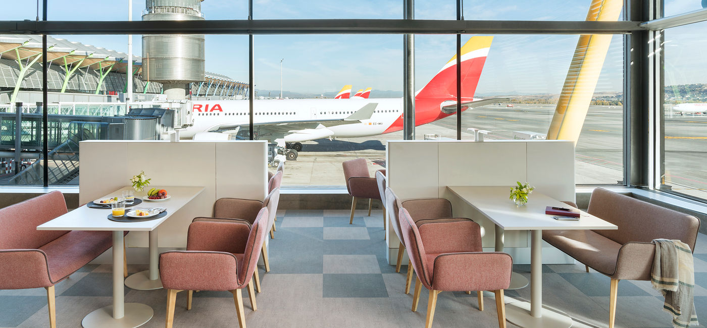 Image: Aéroport de Madrid : les aéroports ont pu rester ouverts grâce à leurs génératrices de secours, mais plusieurs vols ont été annulés ou retardés (Source: Iberia)